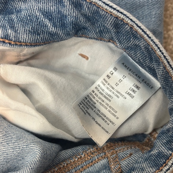 American Eagle Mom Jeans - Picture 3 of 7